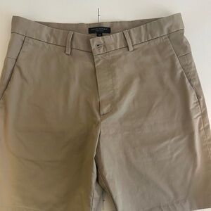 Banana Republic Dress shorts khaki 33